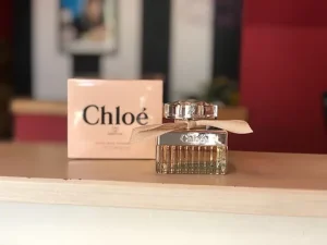 クロエ(chloe)香水の香りや値段は？人気の理由や感想・口コミや男性向け女性向け香水・注意点などを徹底解説