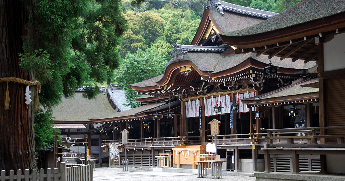 【近畿地方】初詣におすすめ！2025年巳年の今年お参りしたい弁財天様や蛇神様・金運アップの神社やパワースポット一覧│神社名・アクセス・ご利益・注意点・御守り