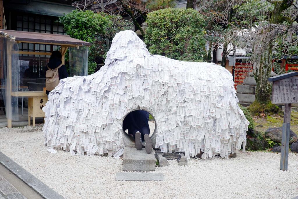 【2025】全国の縁切り神社10選│縁切りの注意点やおすすめな人、効果などについて徹底解説! | 小顔&骨盤矯正サロンkinoe
