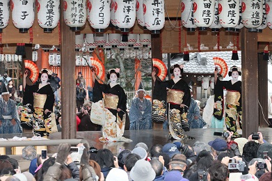 【2025年2月2日】京都で開催される節分祭イベント│神社・開催時間・注意点や福を呼び込むために大切なこと(北野天満宮・八坂神社など)