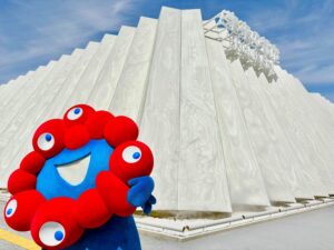 【大阪・関西万博】8月最新版！未来の都市パビリオン夏休みイベント完全ガイド│ミャクミャク様に会える時間は？夏休み限定スタンプがかわいい！