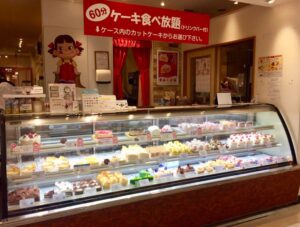 【不二家】クリスマスケーキ食べ放題2025完全ガイド│予約方法は？どこの店舗で開催？料金や食べられるケーキラインナップは?素朴な疑問を解決!